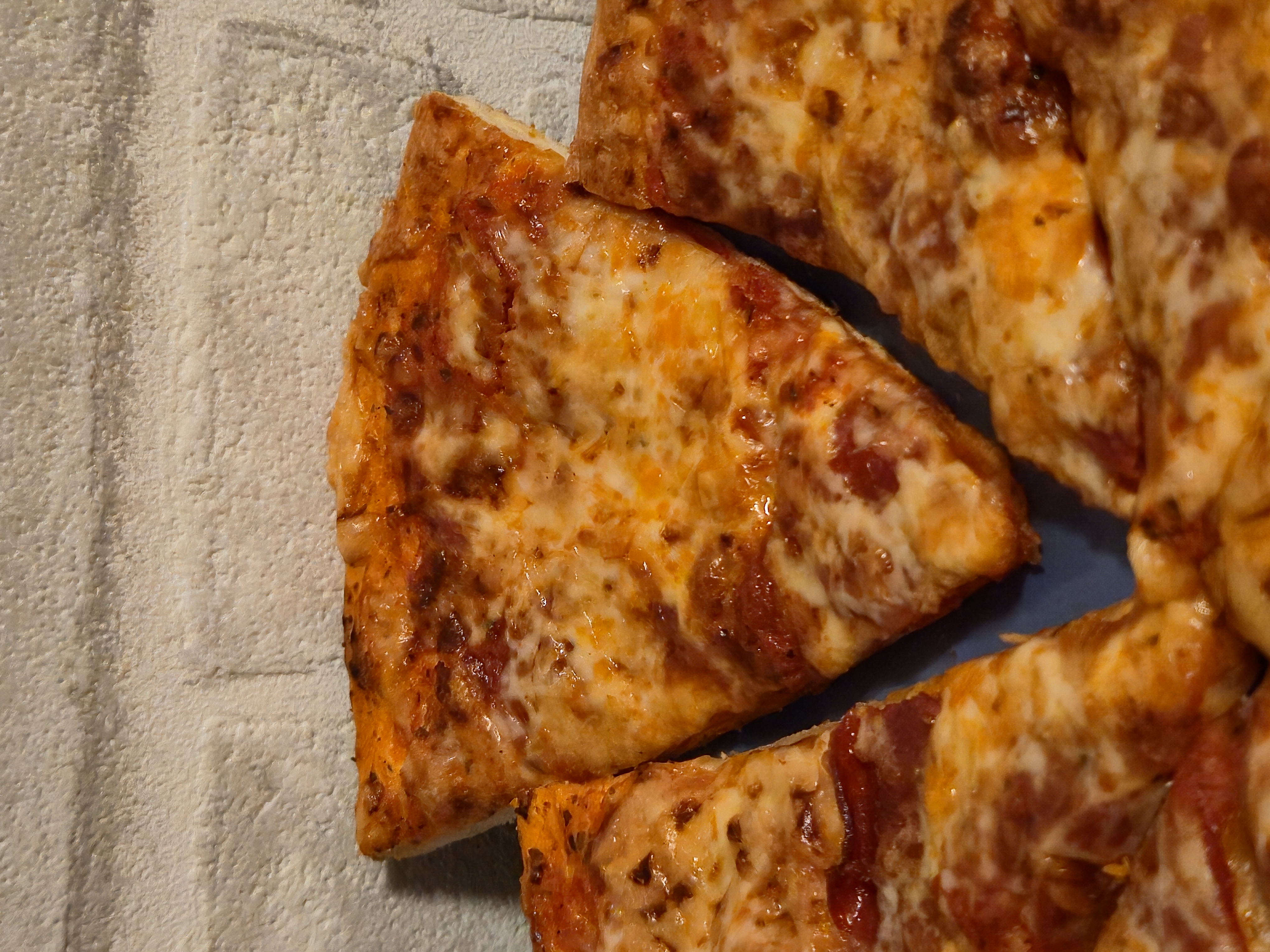 Pizza Bild 2 im echten Lieferzustand